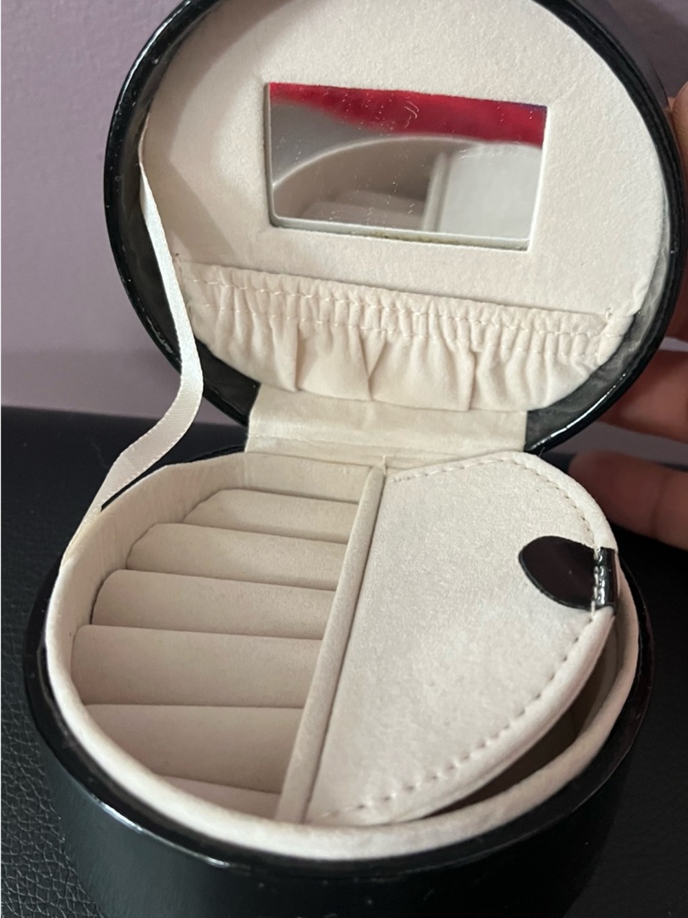Black Round Travel Jewelry Case